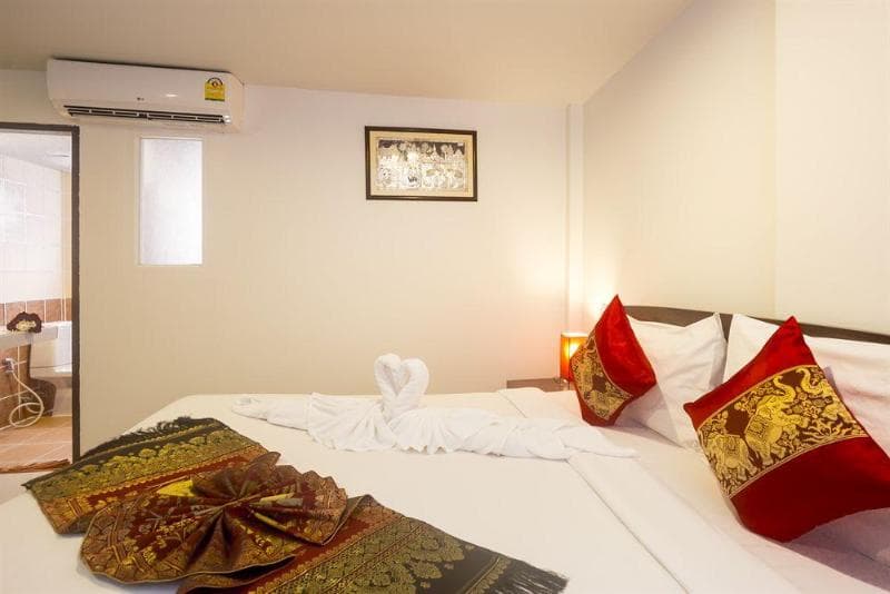 Silver Resortel (Adults Only) 3