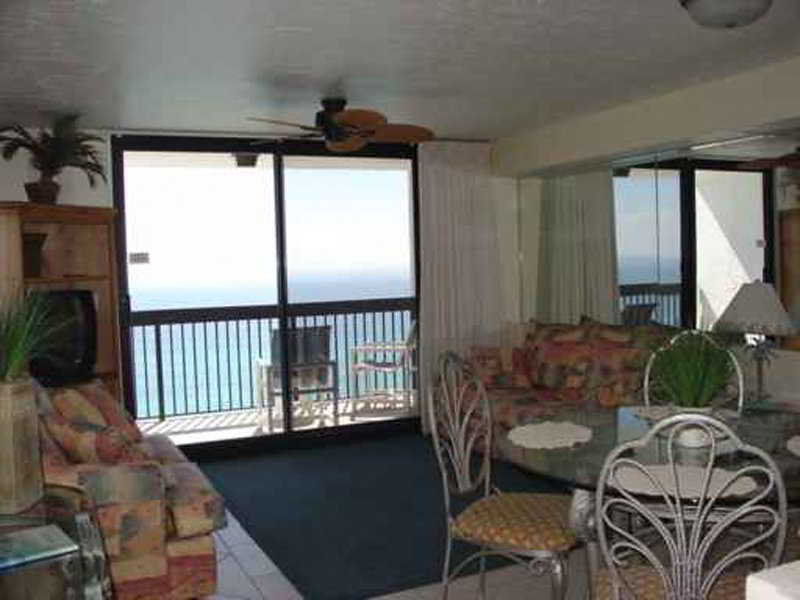 ResortQuest Rentals at SunDestin Beach Resort photo 1