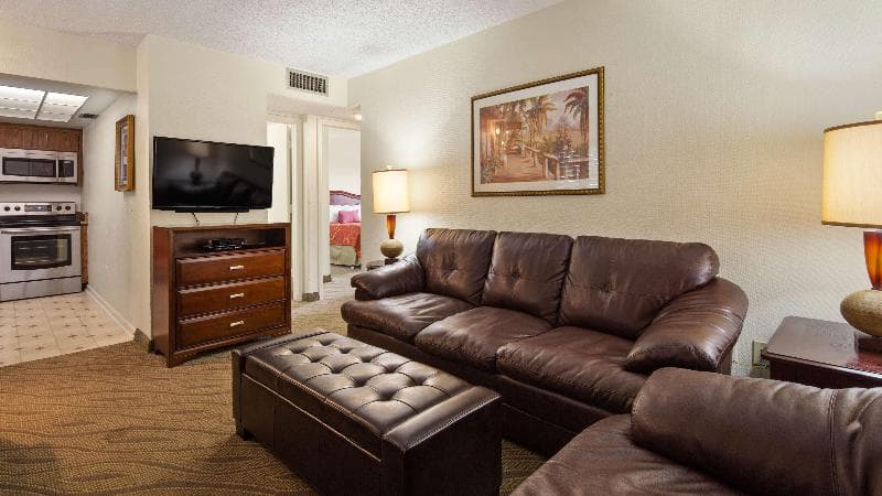 Best Western Naples Inn & Suites 4