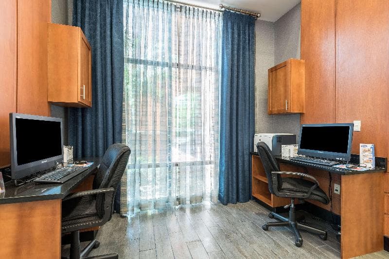 Hampton Inn & Suites Orlando-South Lake Buena Vista photo 1