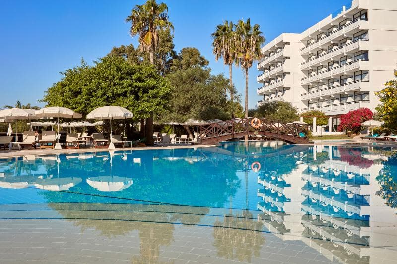 Grecian Bay Hotel 4