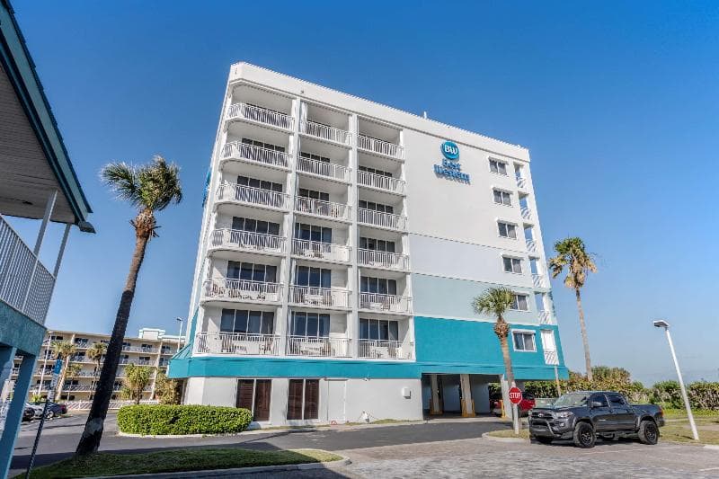 Best Western Cocoa Beach Hotel & Suites photo 1