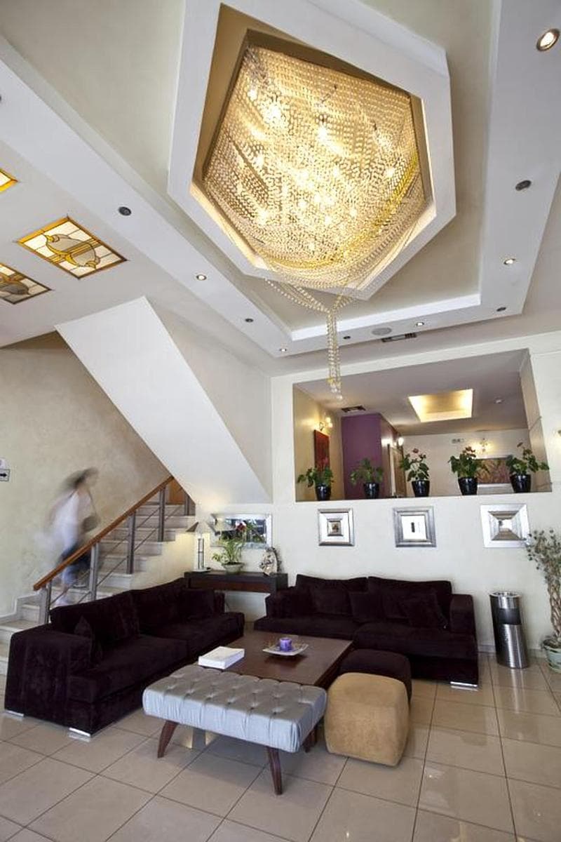 Crystal City Hotel 2