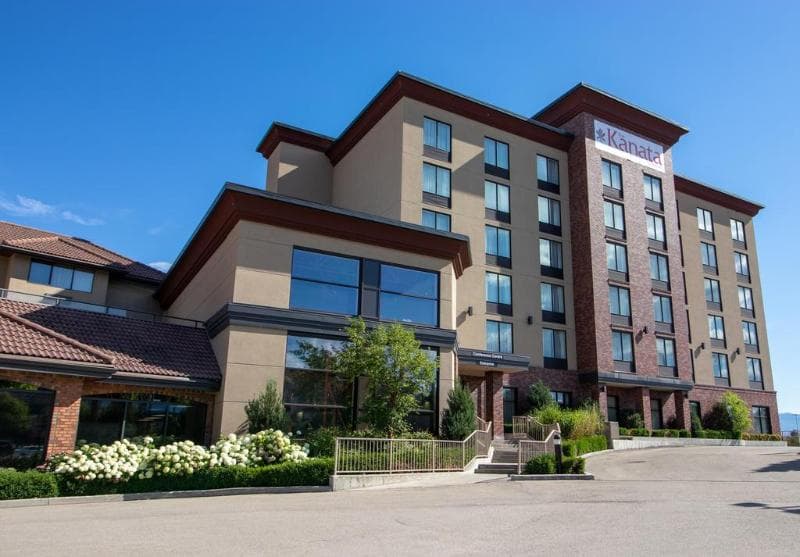 The Kanata Kelowna Hotel & Conference Centre 4