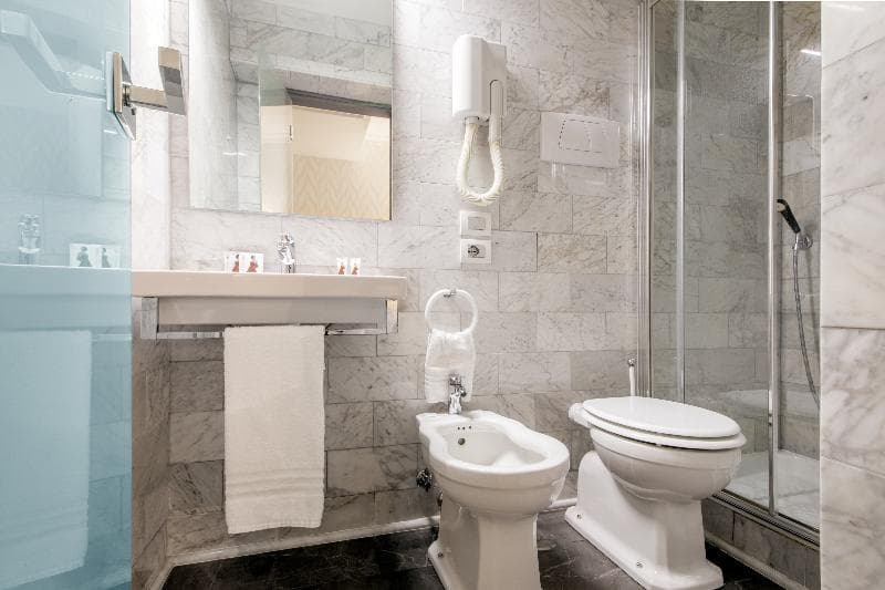 Hotel Alexandra 4