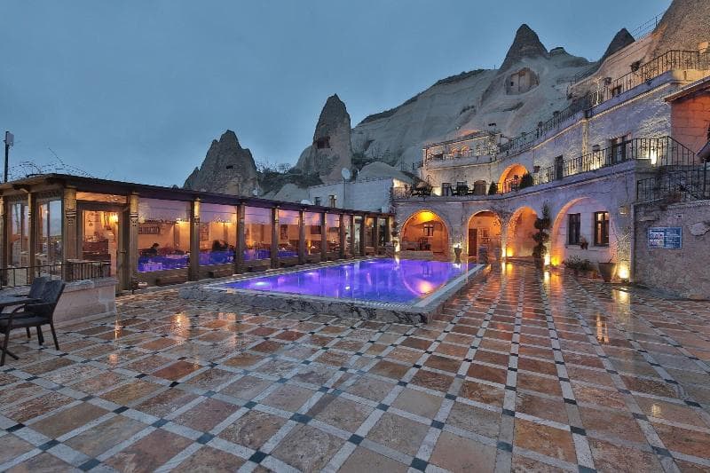 Local Cave House photo 1