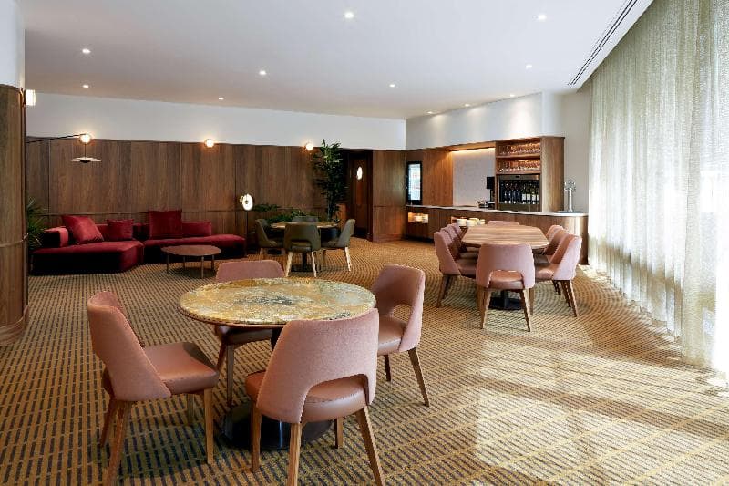 DoubleTree by Hilton Montreal 4