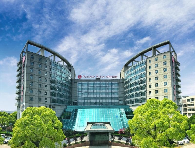 Ramada Plaza By Wyndham Shanghai Pudong Airport photo 1