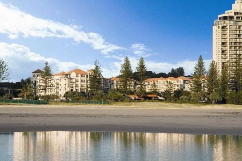 Oaks Gold Coast Calypso Plaza Suites photo 1