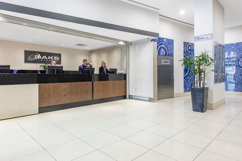 Oaks Brisbane on Charlotte Suites 4