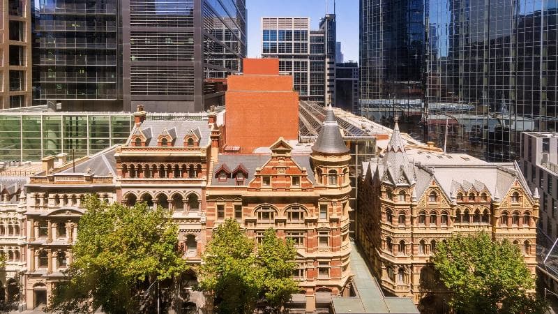 Oaks Melbourne on Collins Hotel 3