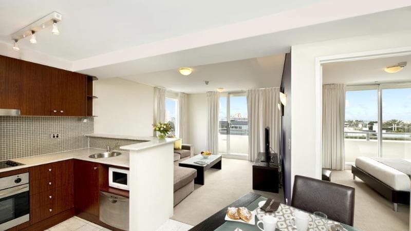 Park Regis Concierge Apartments 4