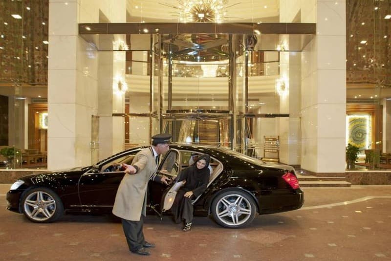Gulf Hotel Bahrain 4