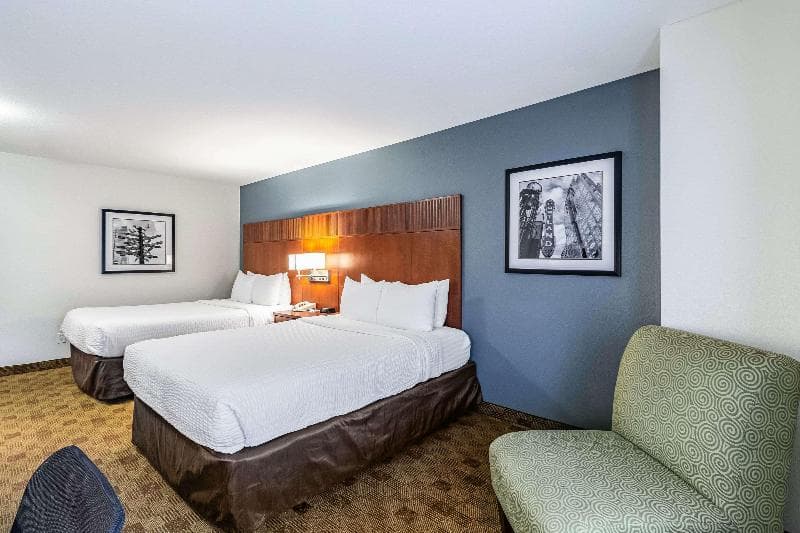 Clarion Hotel Portland Airport 3