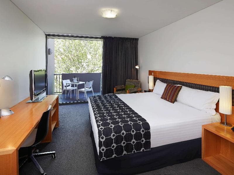 East Perth Suites Hotel 2