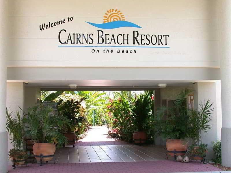 Australis Cairns Beach Resort 4