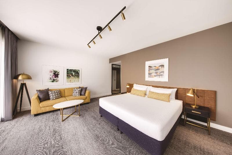 Vibe Hotel Sydney 3