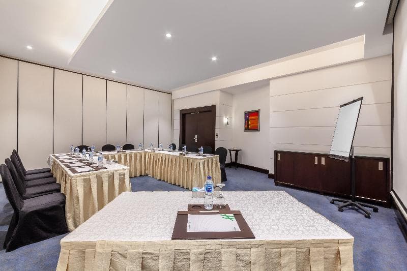 Holiday Inn Cairo Maadi 4
