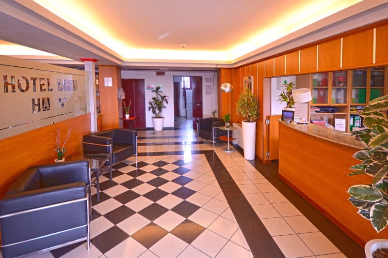 Ayri Hotel 3