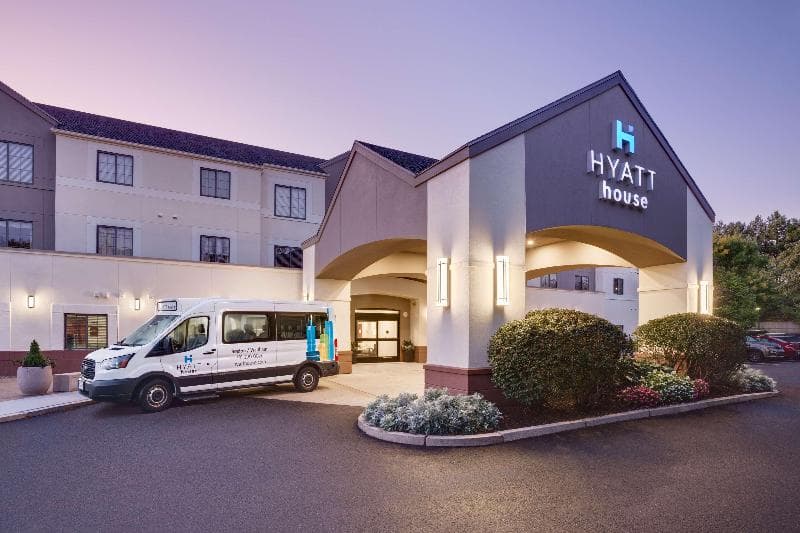 Hyatt House Boston Waltham 4