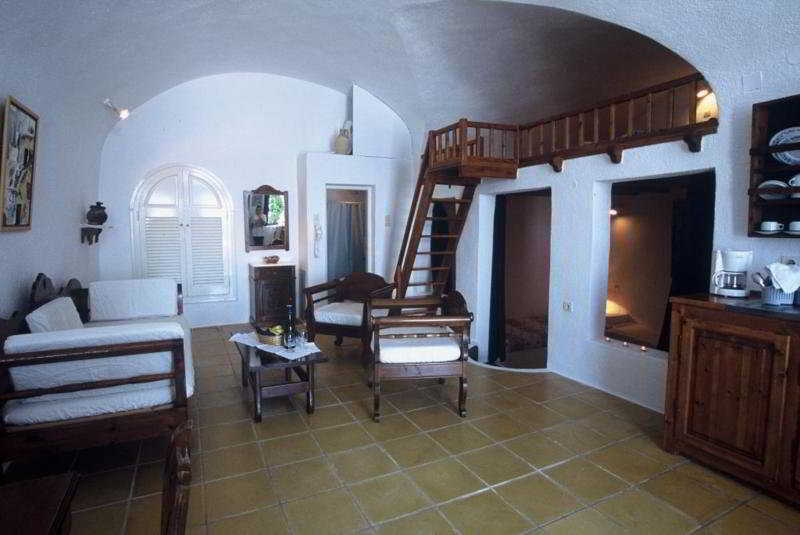 Krokos Villas 5