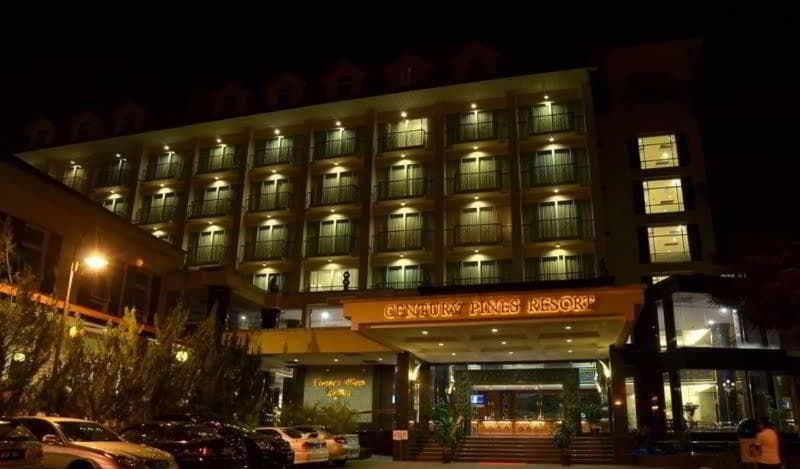 Century Pines Resort 2