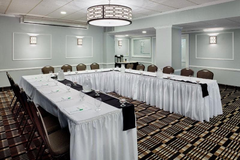 Mitchell Executive Hotels-Fort Lee 1
