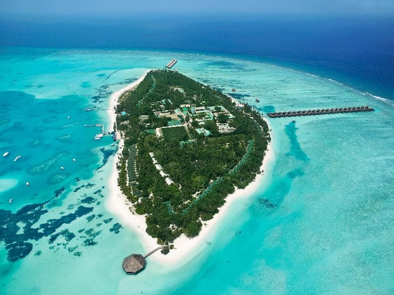 Meeru Island Resort And Spa photo 1