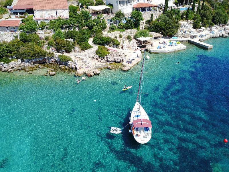 Bozica 4