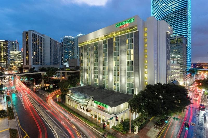 Courtyard Miami Downtown Brickell Area 2