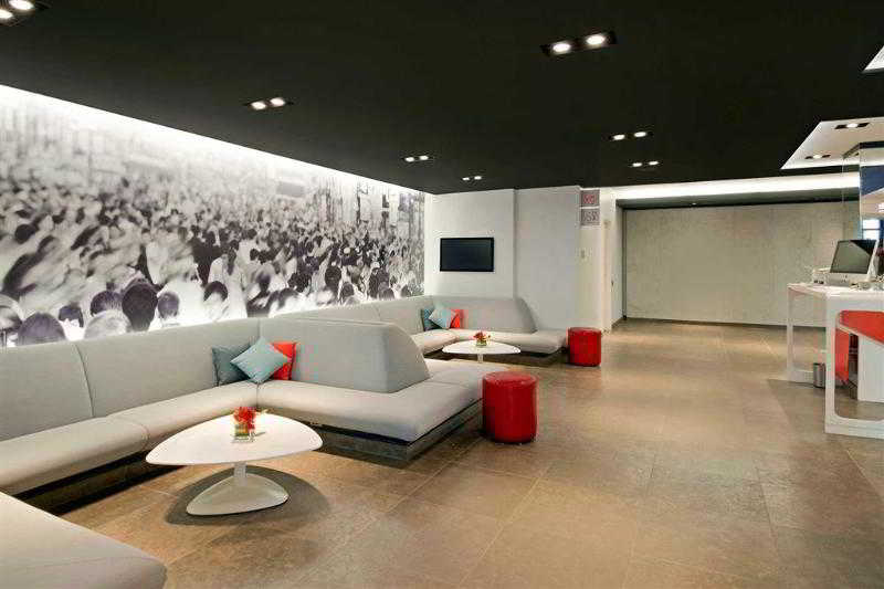 Novotel Montreal Centre 3