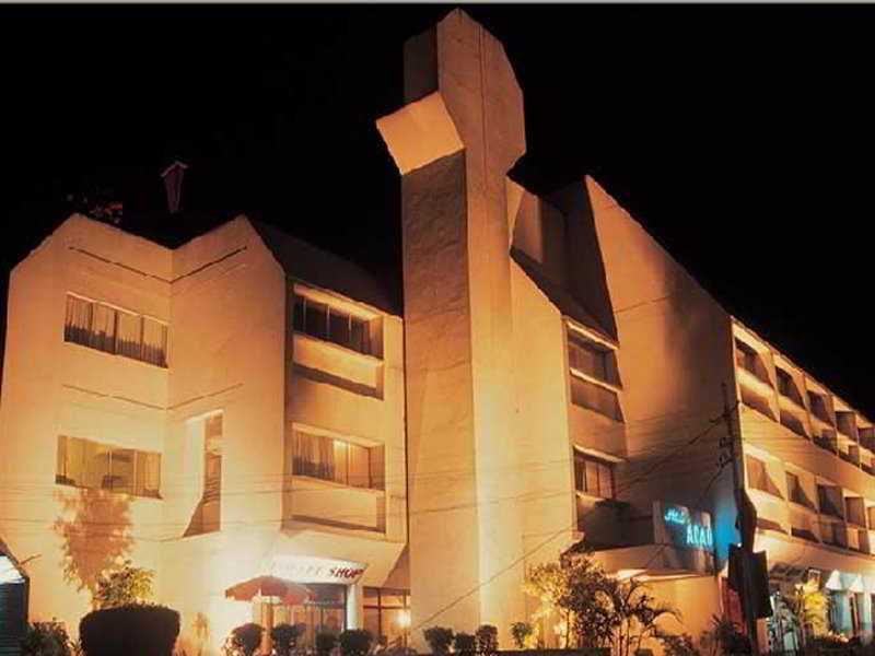 Hotel Abad Chullickal 2
