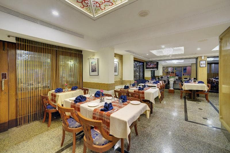 The Emerald - Hotel & Service Apartments 5