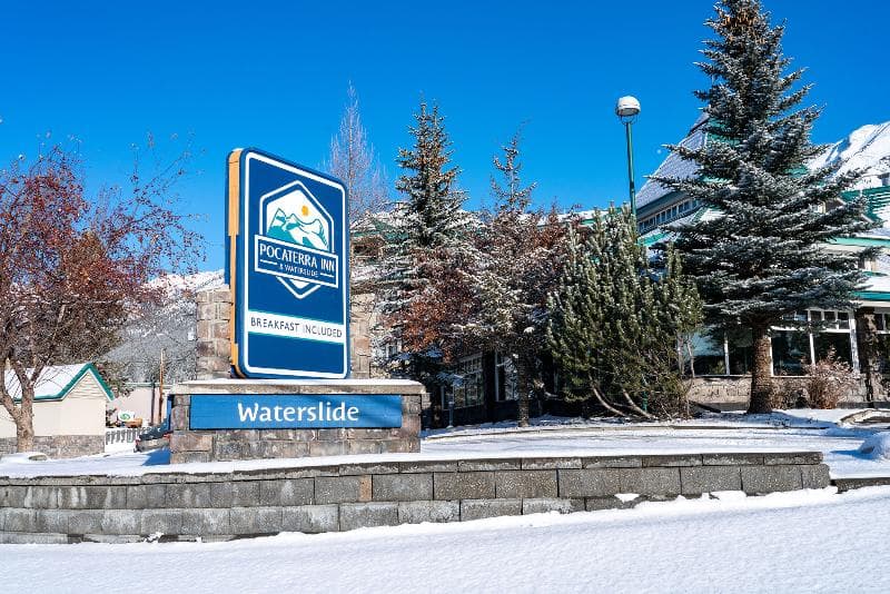 Pocaterra Inn & Waterslide 5