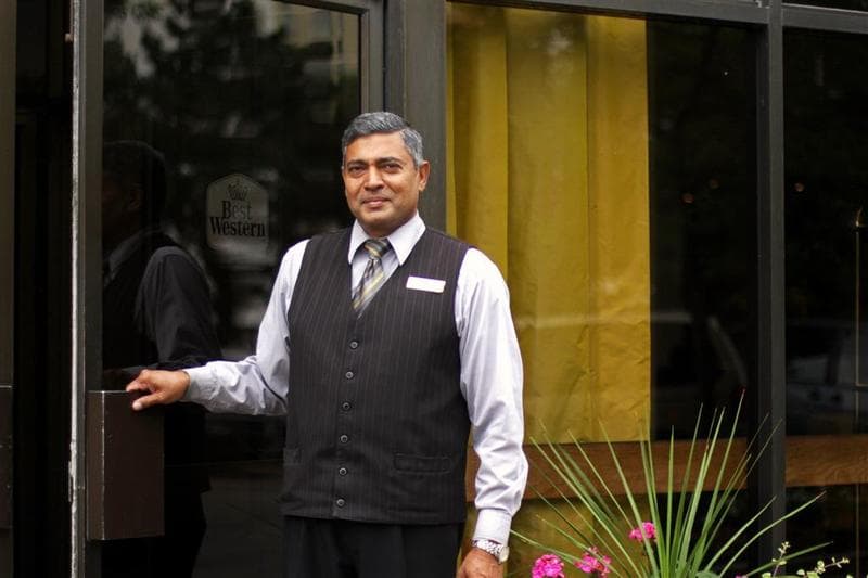 The Roehampton Hotel photo 1