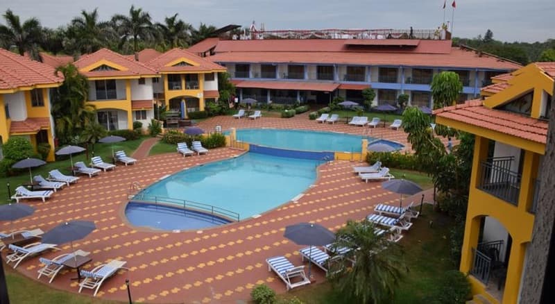 Baywatch Resort photo 1