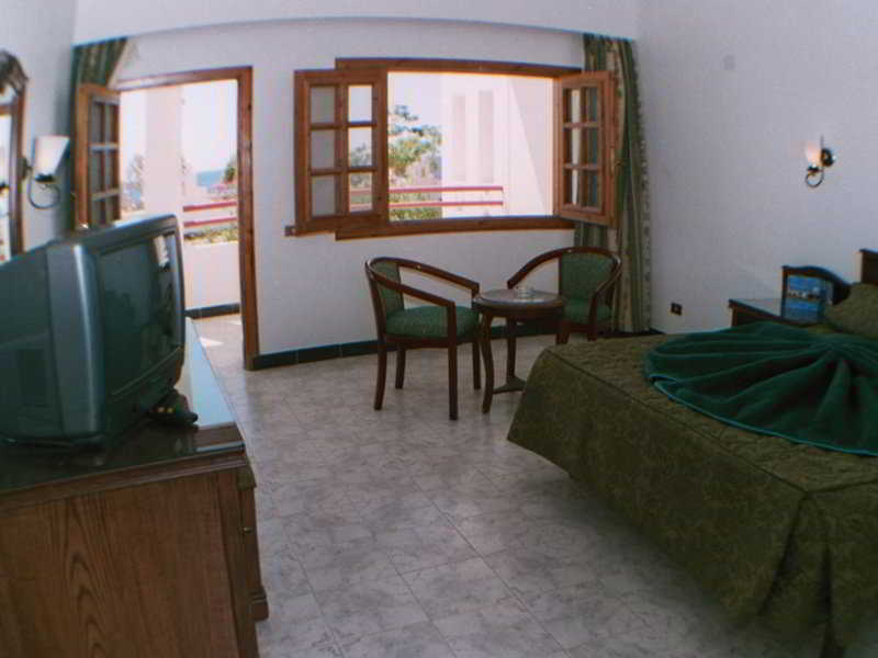 Happy Life Village 4