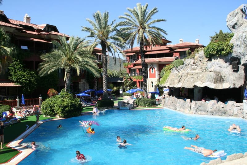 Grand Aquarium Apart 3