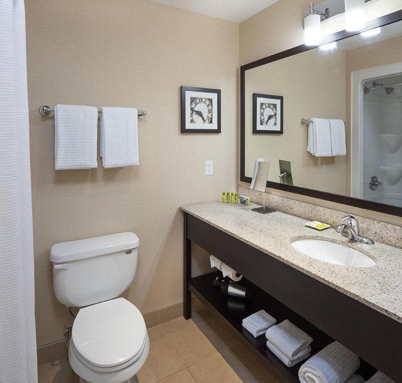 Delta Hotels Guelph Conference Centre 4