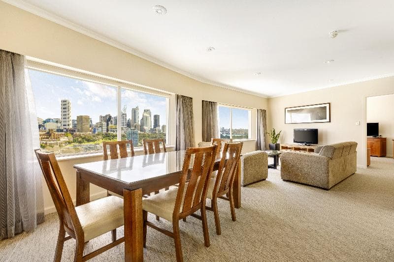 Holiday Inn Potts Point 3