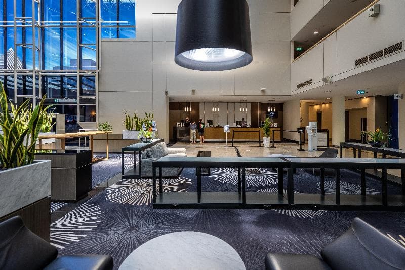 Crowne Plaza Canberra 3