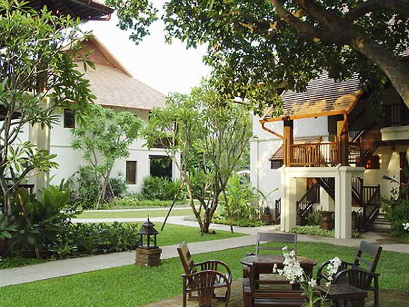 Lanna Dusita Riverside Boutique Resort 3