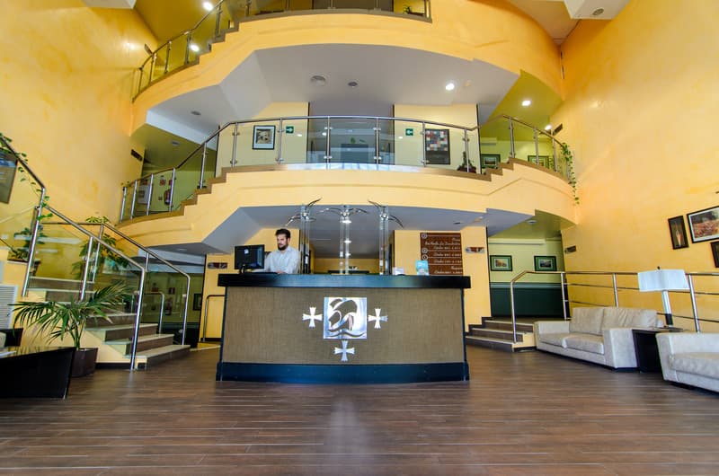 Hotel Apartamento Martín Alonso Pinzón 5