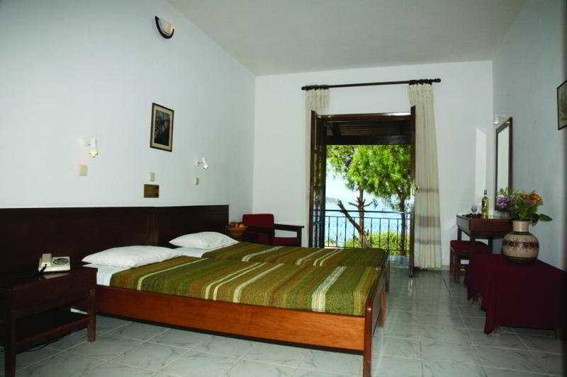 Celia Apartments 4