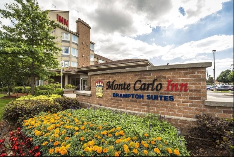 Monte Carlo Inn Toronto Brampton Suites 4