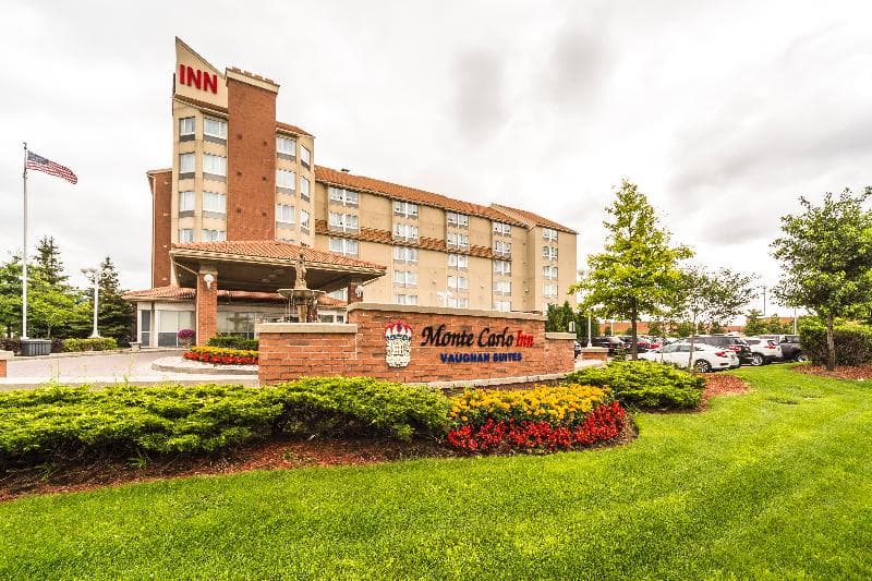 Monte Carlo Inn - Vaughan Suites photo 1