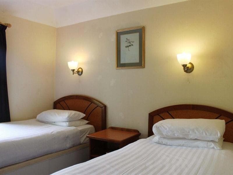 Sutherland Inn 4