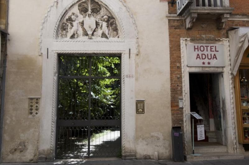 Adua Hotel 5
