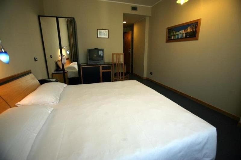 Sotel Nomentana 4