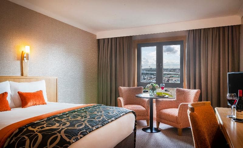 Clayton Hotel Manchester Airport photo 1